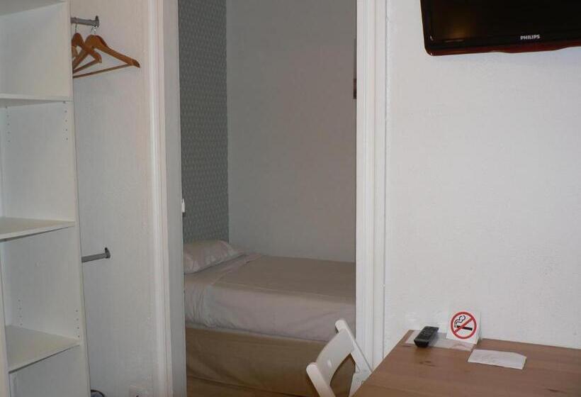 Трехместный Номер Стандарт Interior, Les Alizes