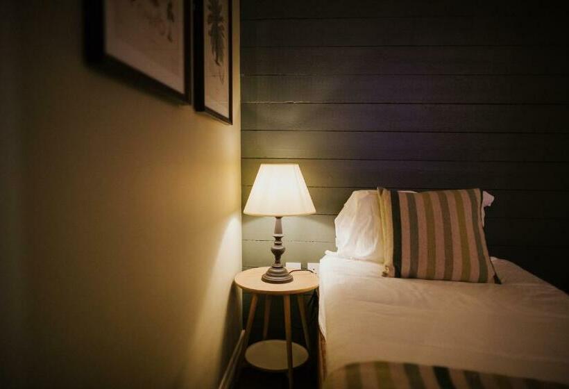 Chambre Standard, The Globe