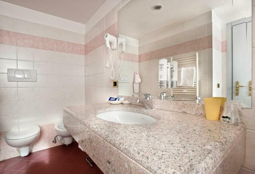 标准间, Albergo Alla Rosa