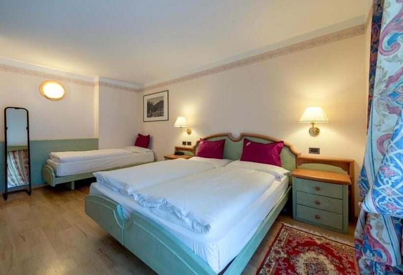 标准间, Albergo Alla Rosa