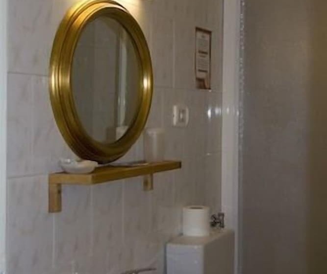 اتاق استاندارد سه نفره, Buonanotte Rooms