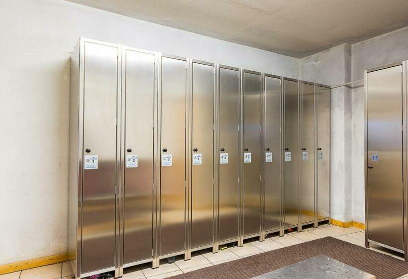 Quarto Triplo Estandar, Champagne