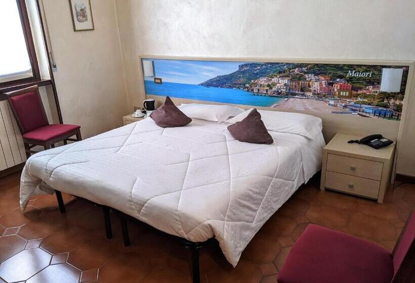 Номер Стандарт, Montecarlo