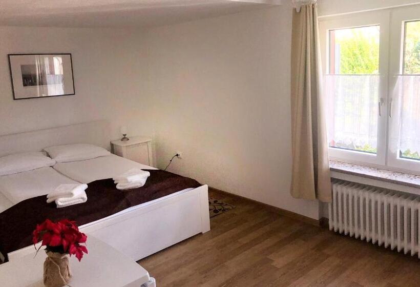 Трехместный Номер Классика, Pension Rote Rosen