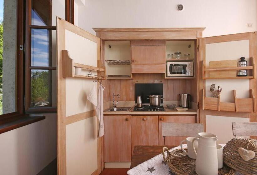 2 Bedrooms Apartment Lake View, Premignaga Natural Home