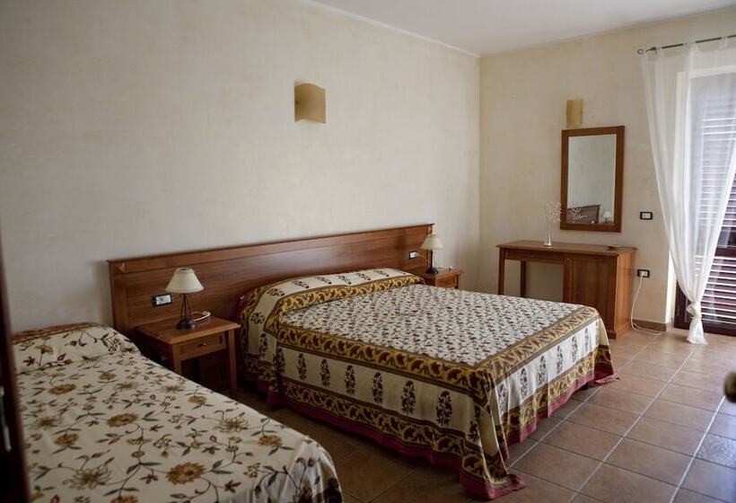 スタンダードトリプルルーム, B&b Puerto Seguro