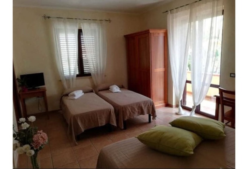 Четырехместный Номер Стандарт, B&b Puerto Seguro