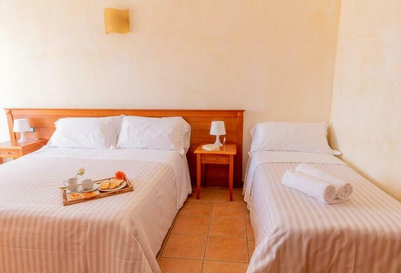 スタンダードトリプルルーム, B&b Puerto Seguro