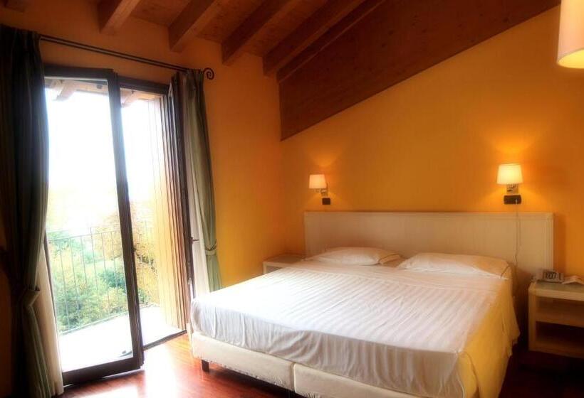 اتاق استاندارد, Ristorante Vecchia Riva