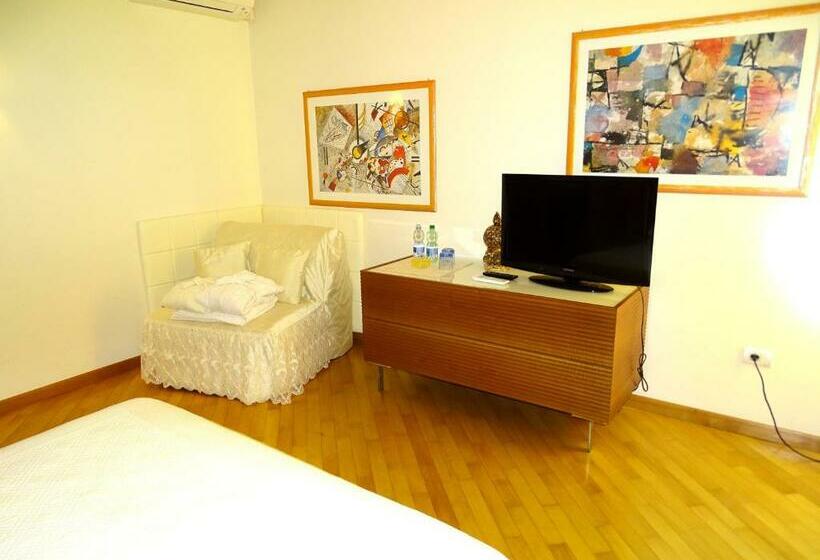 豪华三人间, Villa Gioia Rooms