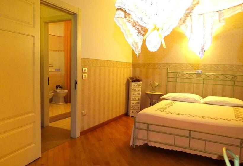 Номер Deluxe с Балконом, Villa Gioia Rooms