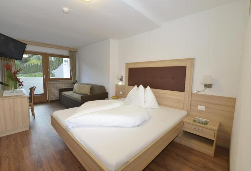 Номер Economy, Molaris Lodge