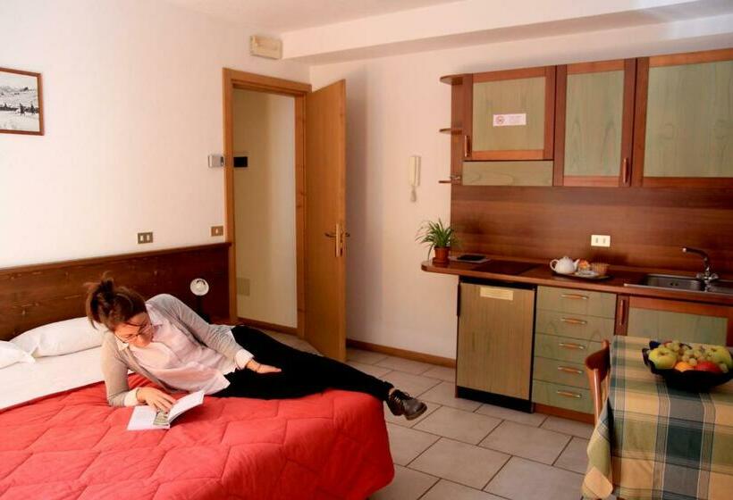 إستوديو قياسى, Residence Elga