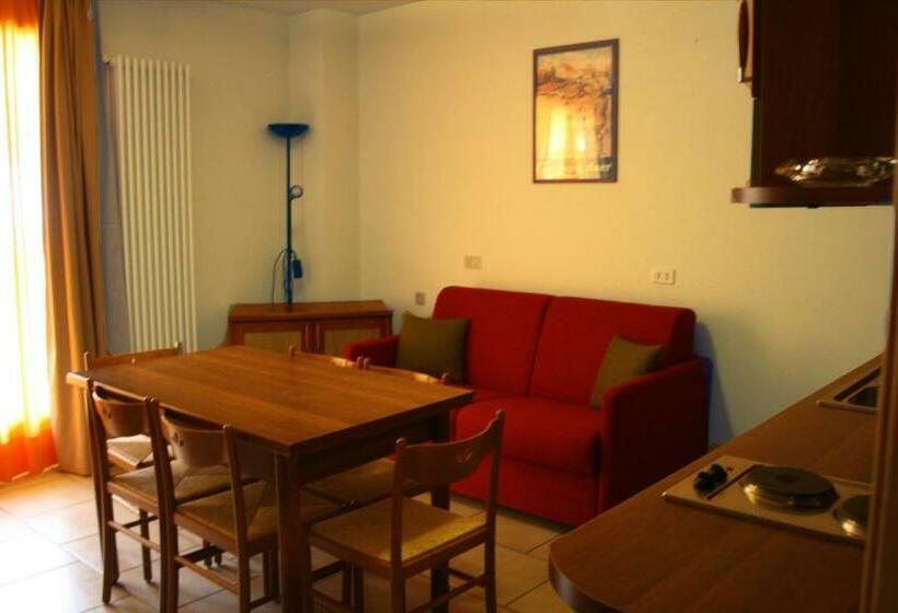 آپارتمان 1 خوابه, Residence Elga