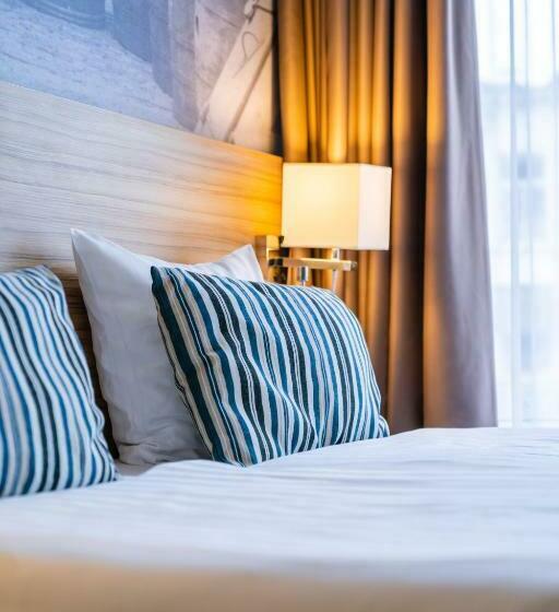اتاق استاندارد سه نفره, Stadshotel De Klok