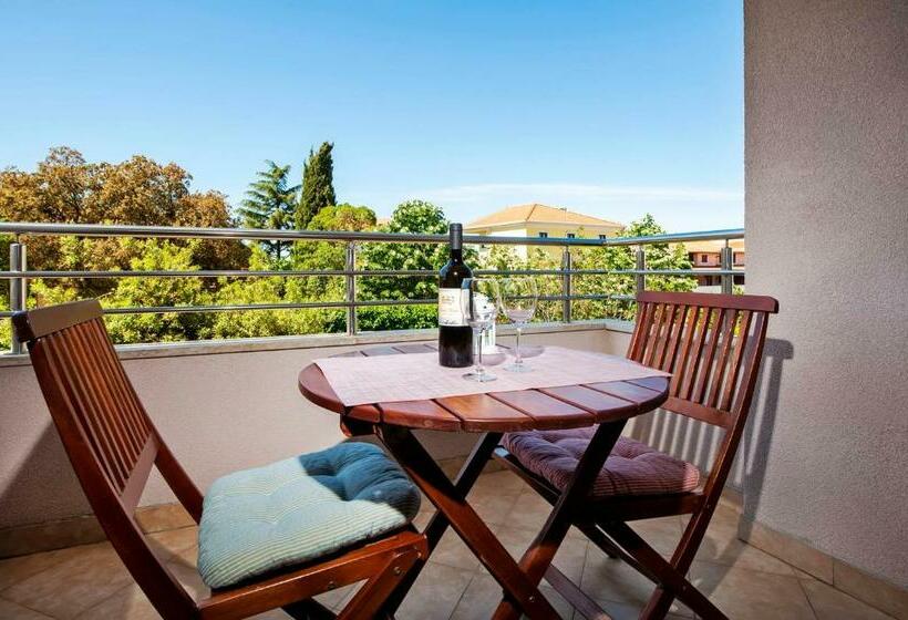 استودیو استاندارد با بالکن, Villa Marea