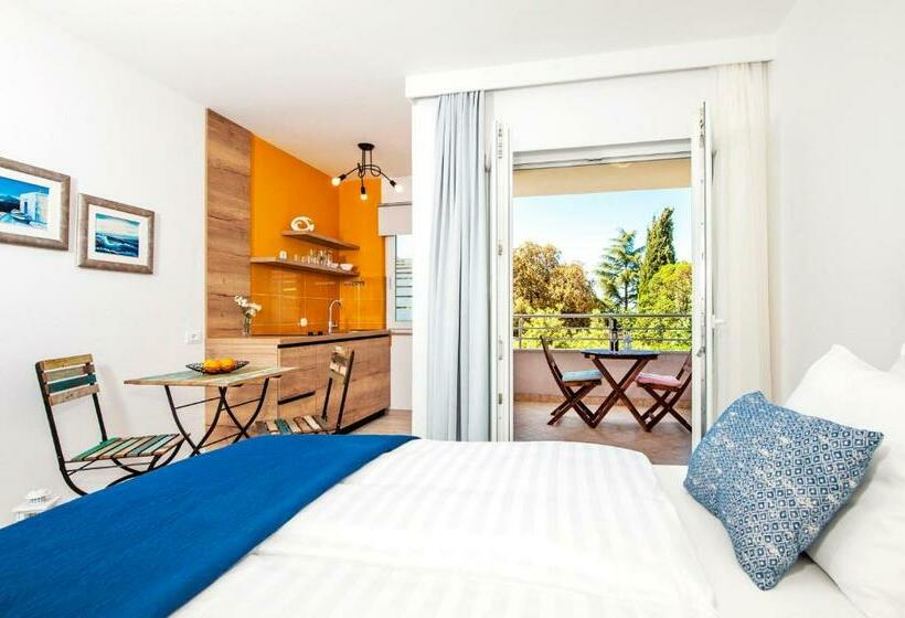 استودیو استاندارد با بالکن, Villa Marea
