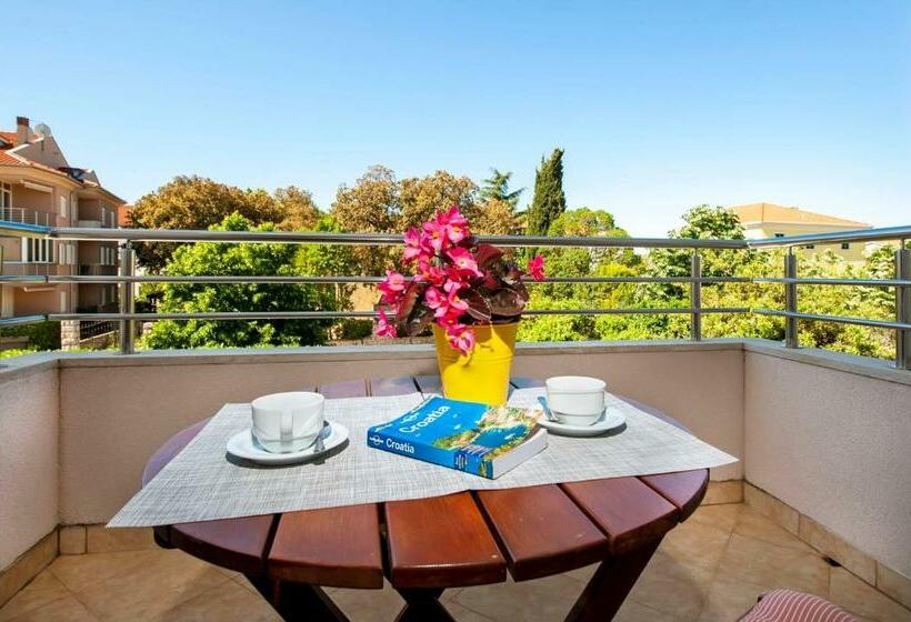 استودیو استاندارد با بالکن, Villa Marea