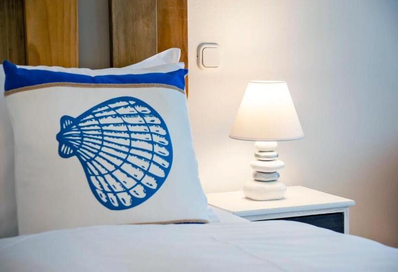 استودیو استاندارد با بالکن, Villa Marea