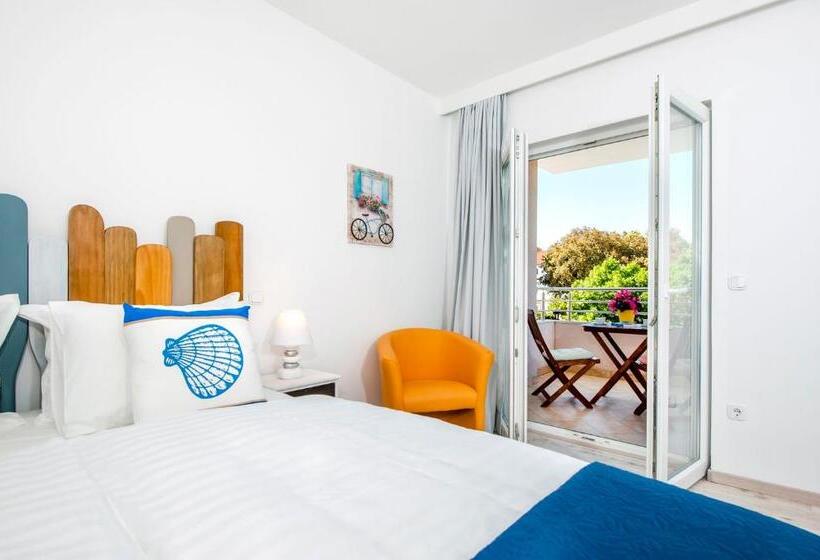 استودیو استاندارد با بالکن, Villa Marea
