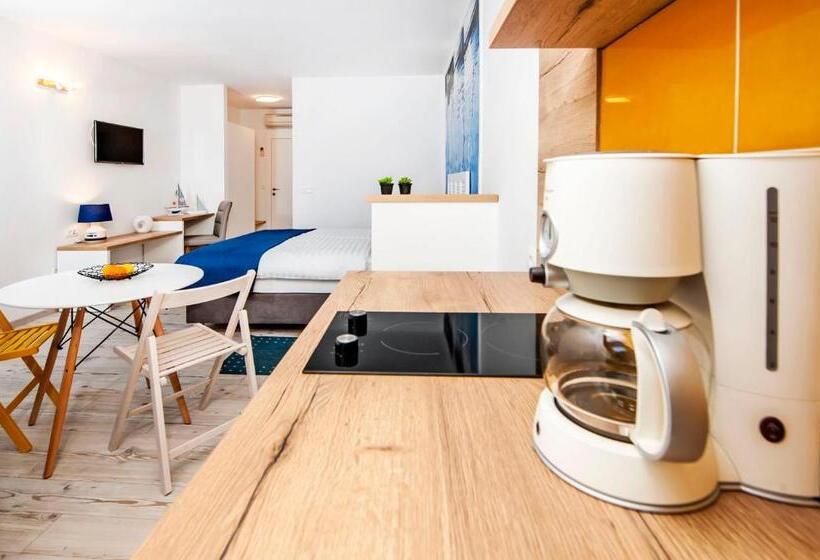 استودیو استاندارد با بالکن, Villa Marea