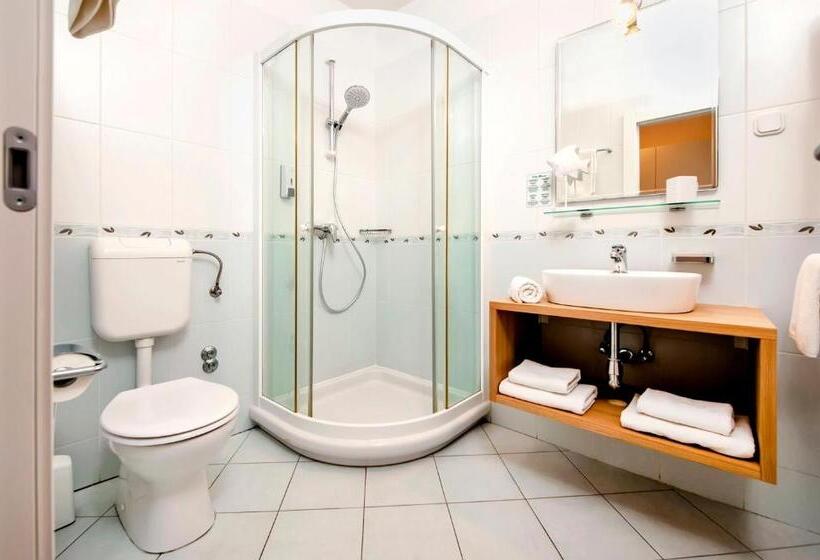 استودیو استاندارد با بالکن, Villa Marea