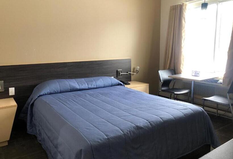 Номер Стандарт, Motel Falcon
