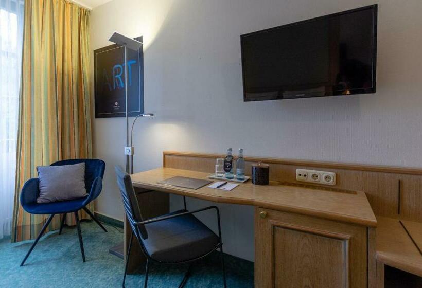 اتاق استاندارد یک نفره, Arthotel Ana Aura