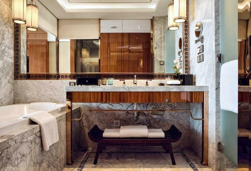 اتاق لوکس با تخت بزرگ, Minyoun Chengdu Kehua Hotel – Member Of Preferred Hotels & Resorts