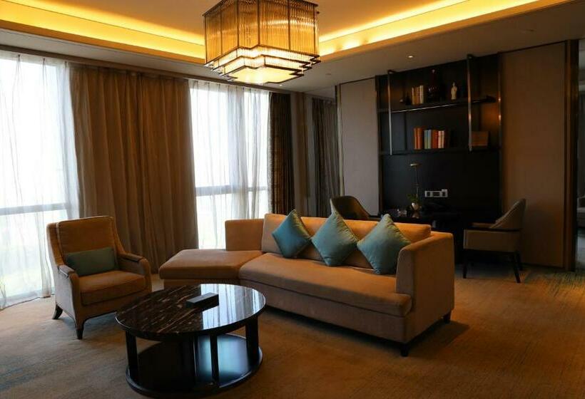 سوییت اجرایی, Wanda Realm Jingzhou