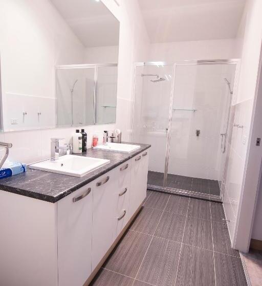 디럭스 스튜디오, Mildura Holiday Villas