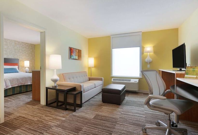 Mozgáskorlátozott Suite, Home2 Suites By Hilton Champaign / Urbana