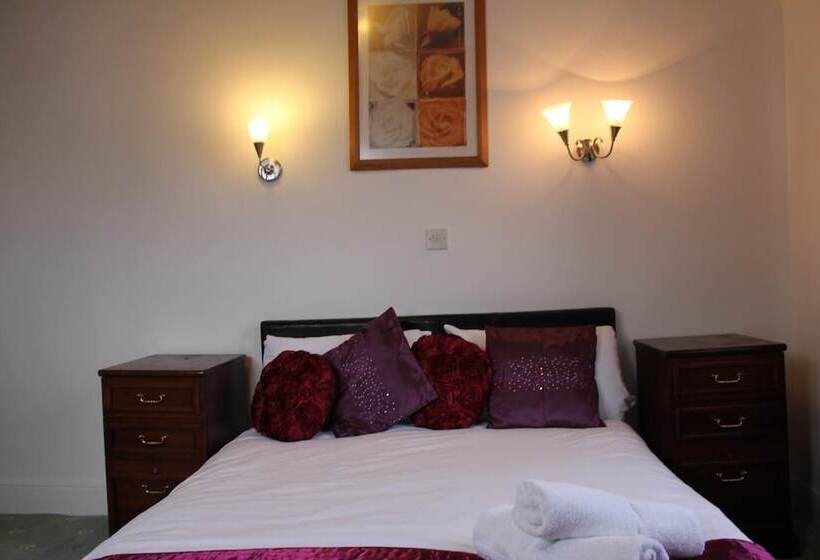 اتاق استاندارد, The George Hotel Stansted Airport