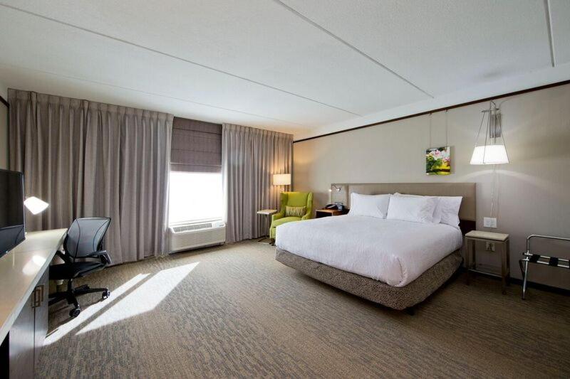 스탠다드 룸 킹사이즈 침대, Hilton Garden Inn Martinsburg