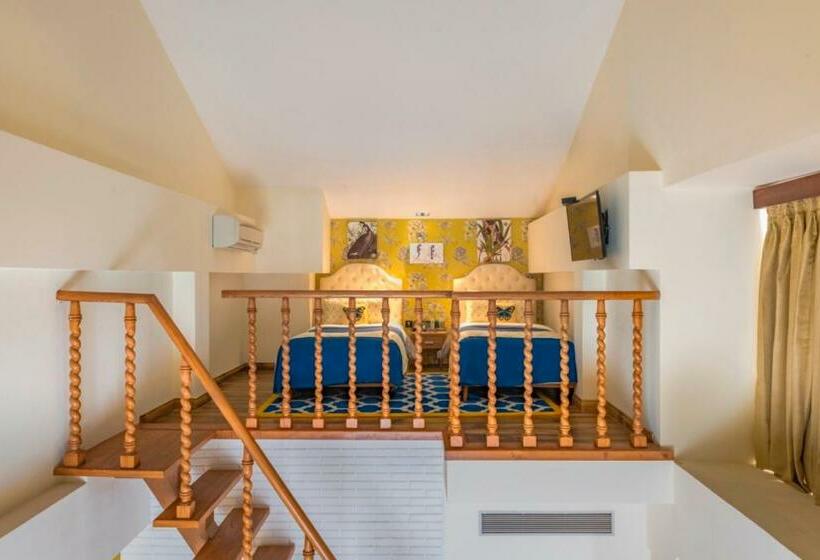 اتاق استاندارد با چشم‌انداز, Mosaic Hotel Mussoorie Mallroad