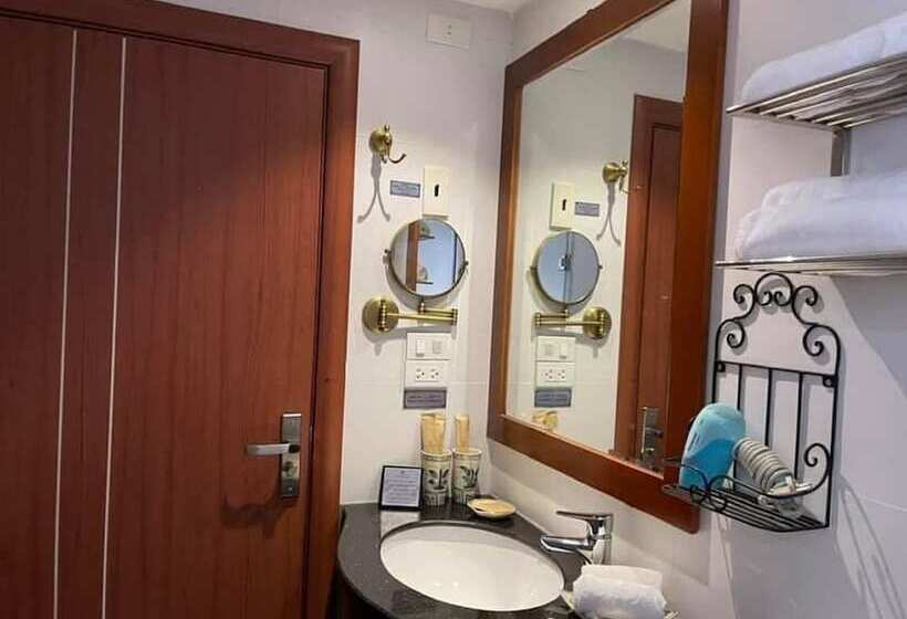 اتاق سوپریور, The Vancouver Hotel   Ninh Binh