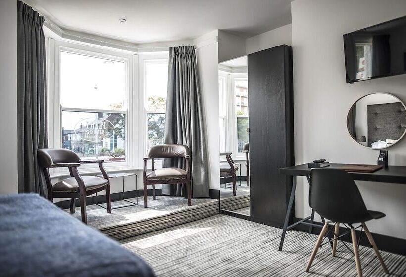 Номер Superior, Sinclair S Rooms