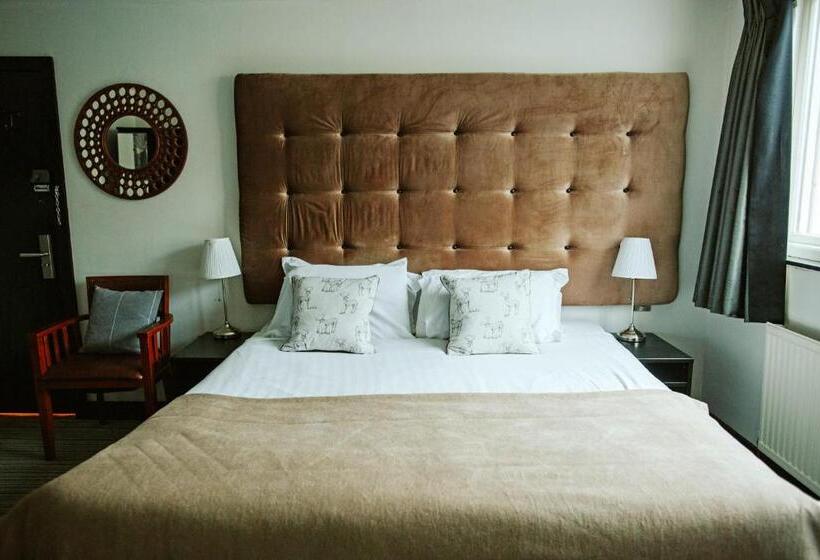 Семейный Номер Superior, Sinclair S Rooms
