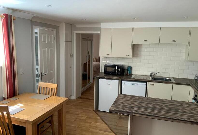 Апартаменты 1 Спальня Нижний Этаж, Vauxhall Apartments