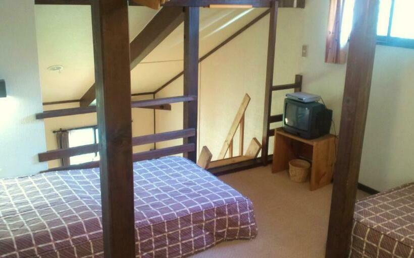 浴室共有スタンダード４人用ルーム, B&b Santana Hakuba
