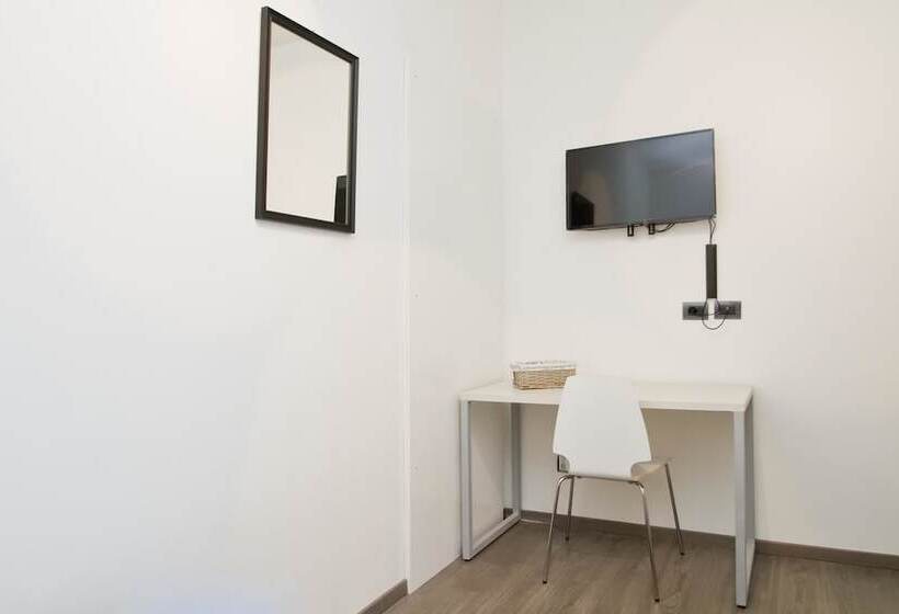 اتاق استاندارد یک نفره, B&b Trieste Plus