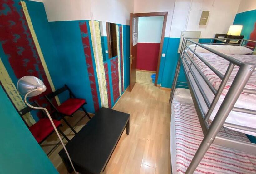 اتاق استاندارد با سرویس بهداشتی مشترک, Bed Madrid Hostel By Bossh! Hotels