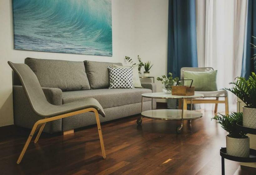Апартаменты 2 Спальни, Azz Sevilla Torre de La Plata Apartamentos