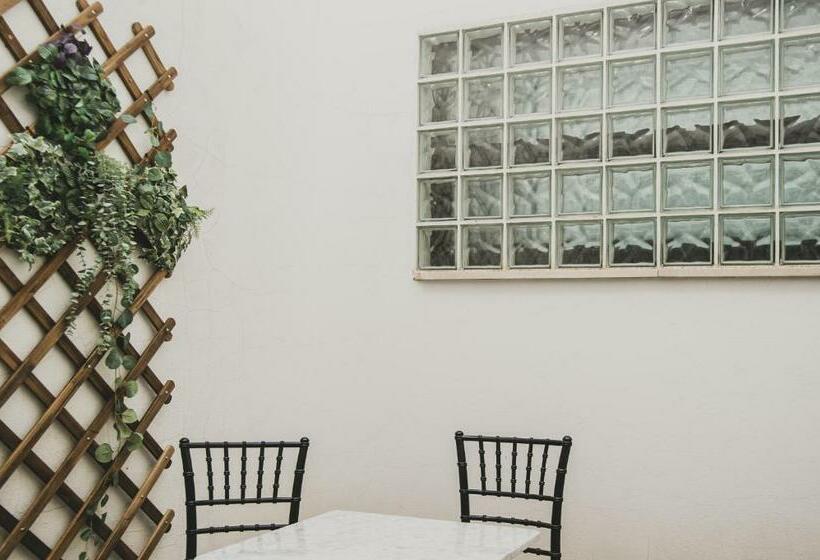 Апартаменты 2 Спальни, Azz Sevilla Torre de La Plata Apartamentos