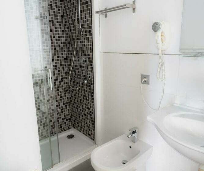 آپارتمان 3 خوابه, Azz Sevilla Torre de La Plata Apartamentos