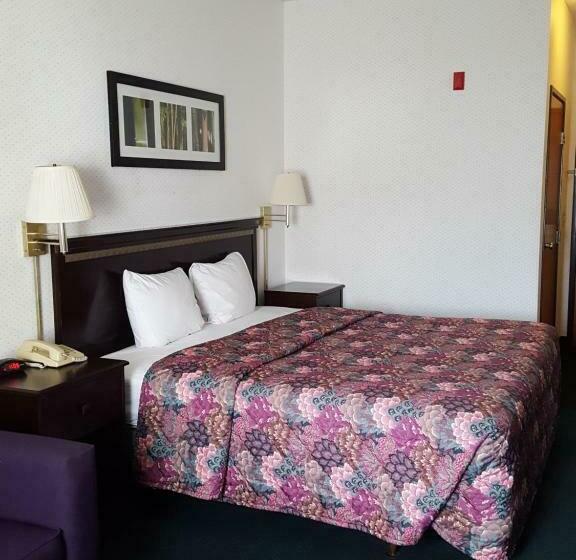 Номер Стандарт, Rodeway Inn Urbana Champaign University Area