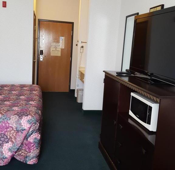 Номер Стандарт Адаптированный для Инвалидов, Rodeway Inn Urbana Champaign University Area