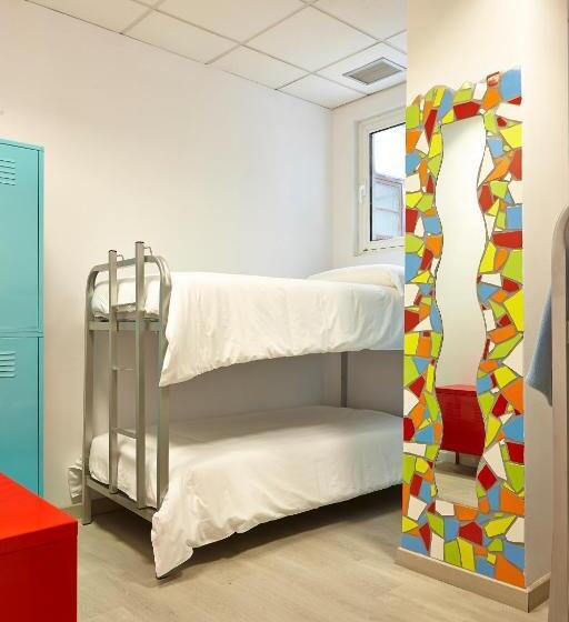 חדר סטנדרט לארבעה, Pil Pil Hostel Bilbao