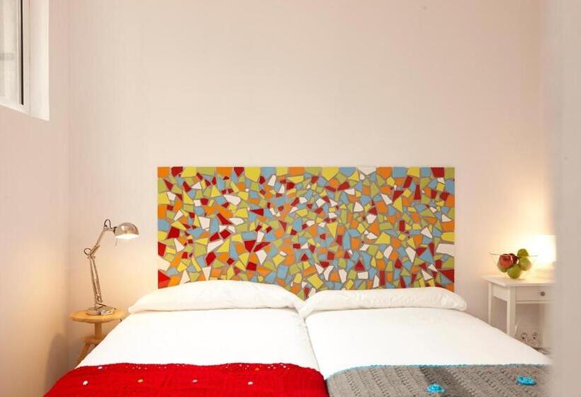 חדר סטנדרט חדר אמבטיה משותף, Pil Pil Hostel Bilbao