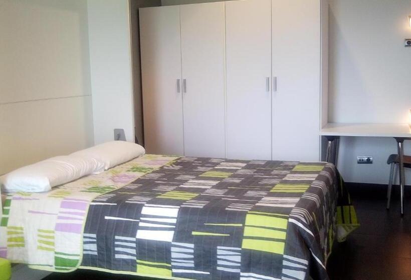 Quarto Familiar, Albergue/auberge Ulia Youth Hostel